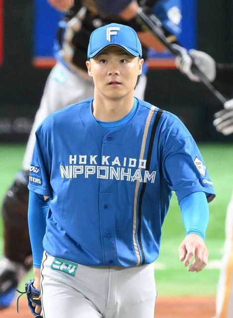 松山竜平、最後の〝カープユニ姿〟 来季からオイシックスでプレー「体