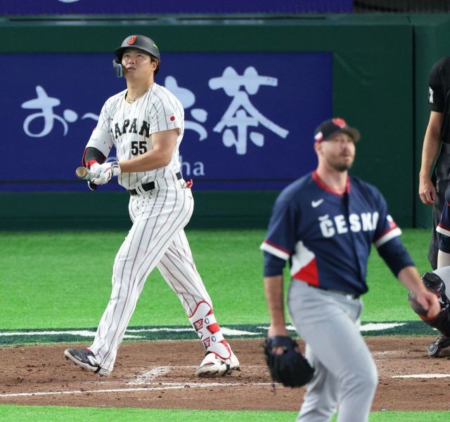 むねたかく 手を上げ5」ホワイトソックス入団合意の村上宗隆へ、地元