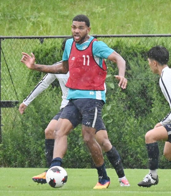 来年は必ずゴールを決めたい」 J1アビスパ福岡がDF橋本悠との契約を