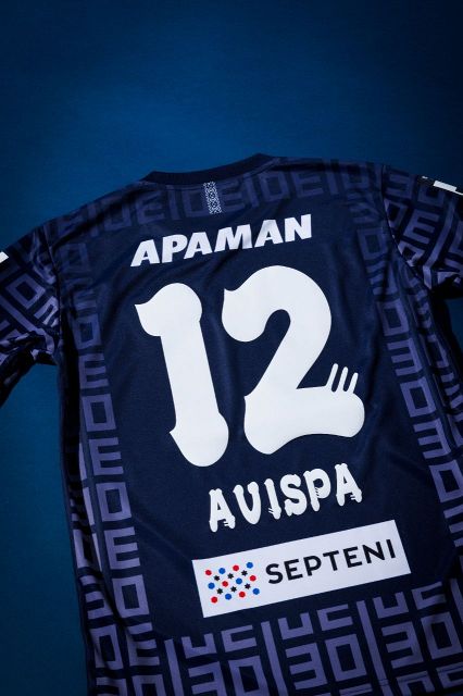 アビスパ福岡 Lサイズ 黒　サイン入りTシャツ　シャハブ ザヘディ選手 イラン国籍初のJリーガーがピッチに登場 J1福岡FWシャハブ