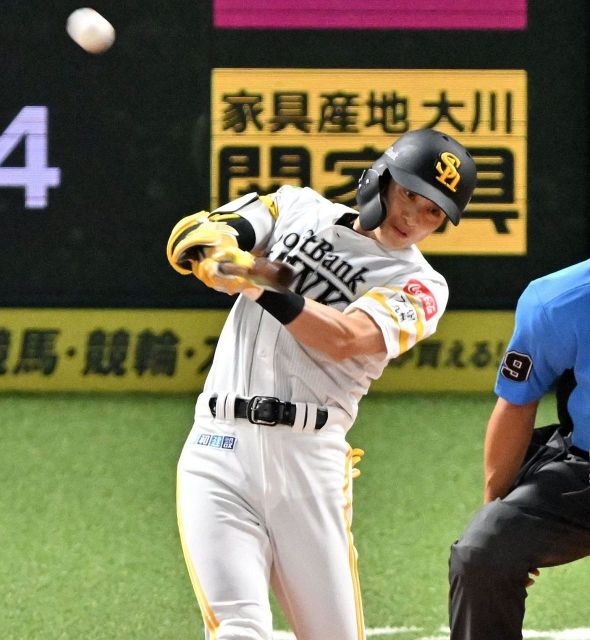 このユニホーム姿たまんないです」内川聖一さんがDeNAユニフォーム姿で