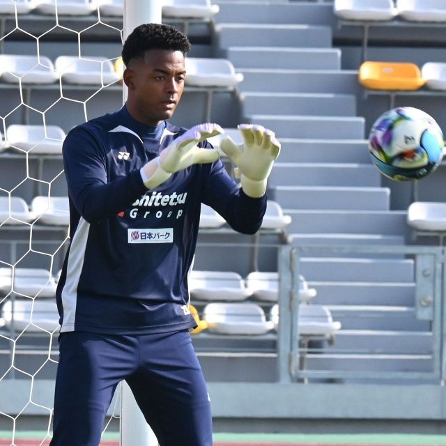 来季J初ゴール目指すCB アビスパ福岡DF井上聖也が契約更新 ：「おっ