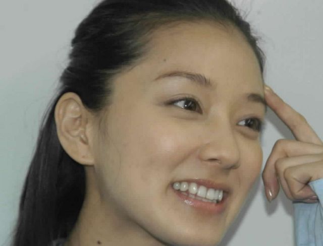 ノーメイクでこの可愛さ」中越典子〝45歳の衝撃すっぴん〟姿にファン