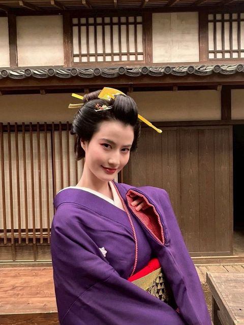 「やば。激アツ…」大河女優と紅白歌手〝ギャルピース〟2ショットに「可愛いコンビ最高」「笑顔が最強に輝いてる」