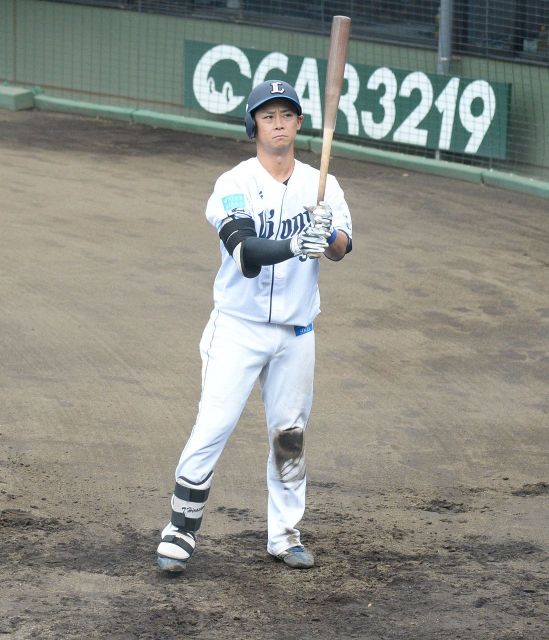 魚雷バット」NPB実戦初使用は西武・源田壮亮「練習で感触が