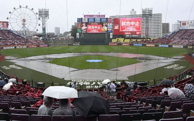 ソフトバンク村松有人コーチが体調不良で練習欠席 CSの一塁ベース