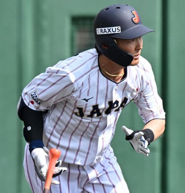 西武が「ライオンズ75周年シリーズ」期間限定ユニホーム発表 左袖に