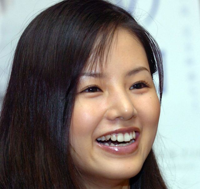 東京カレンダー／小西真奈美 ２００８年５月号（新品）1699 小西真奈美写真集 27 | デジタル | 朝日出版社