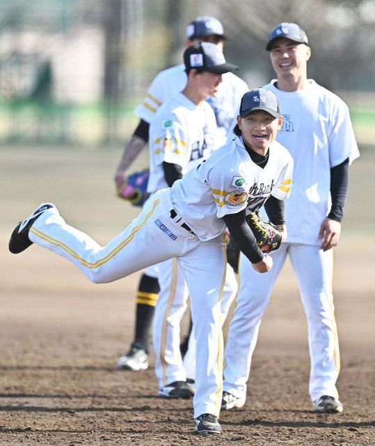 侍ジャパン】山下舜平大が侍デビューで159キロ！ 昨季パ・リーグ新人王