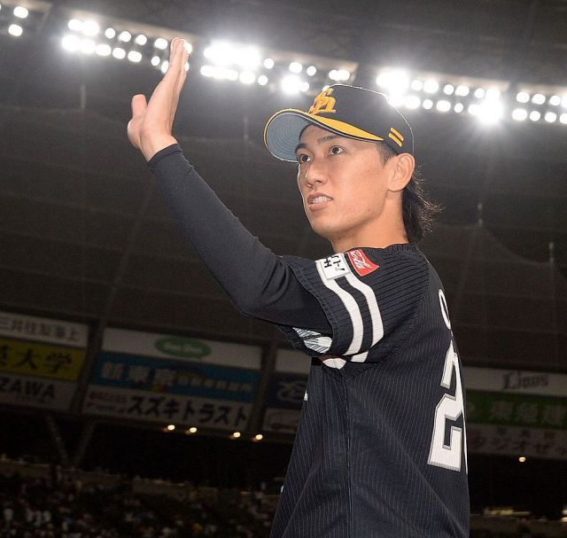 ソフトバンク柳田悠岐「半端ない」新戦力に刺激 初の屋外フリー