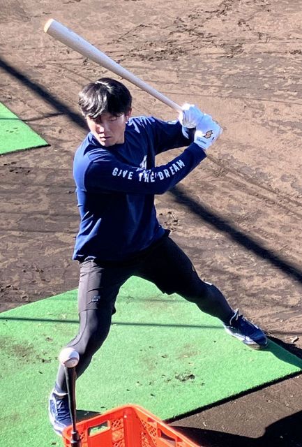 西武・中村剛也が歴代10位タイ476号〝タブチくん〟抜いた翌日〝アニキ