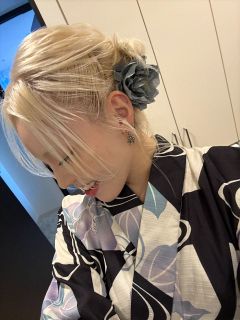 結婚で引退から29年…君島十和子さんが元宝塚長女のインスタライブに