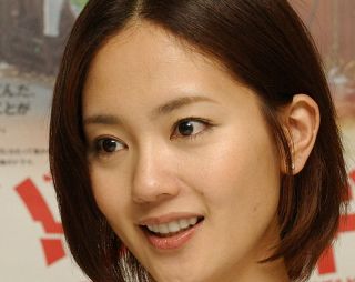 森口博子｜「束で欲しい」56歳〝元祖バラドル〟の水着姿レトロアイテム