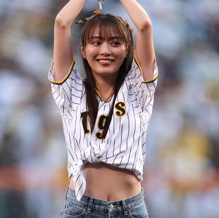 吉井和哉　K10 ダイヤモンド　チョーカー大 色気ダダ漏れ」長瀬智也さんとイエモン吉井和哉の2ショットにSNS騒然
