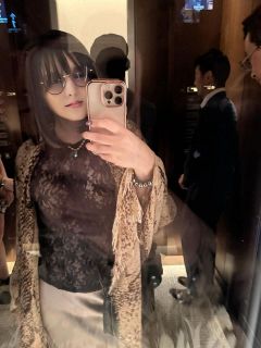 山ちゃんさん値下げしました●Daniel＆Bob TOMORROWLANDモデル 12万円超の大胆ワンピ、山田優の脇腹から腰〝丸見え〟モデルショットが