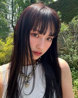 時計、ブレスレット、指輪、凄い数」指原莉乃の〝ほろ酔い〟ショットが