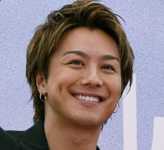 えー!!!山咲トオル!?」シワ＆シミ、白髪に〝激変〟美意識高き56歳の