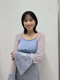 超ミニスカ〟姿を披露した54歳の藤原紀香=2014年撮影｜「54歳でこれは